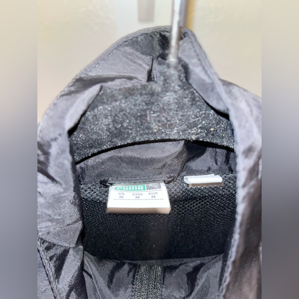 PUMA Women's Black Windbreaker Jacket - Picture 3 of 5
